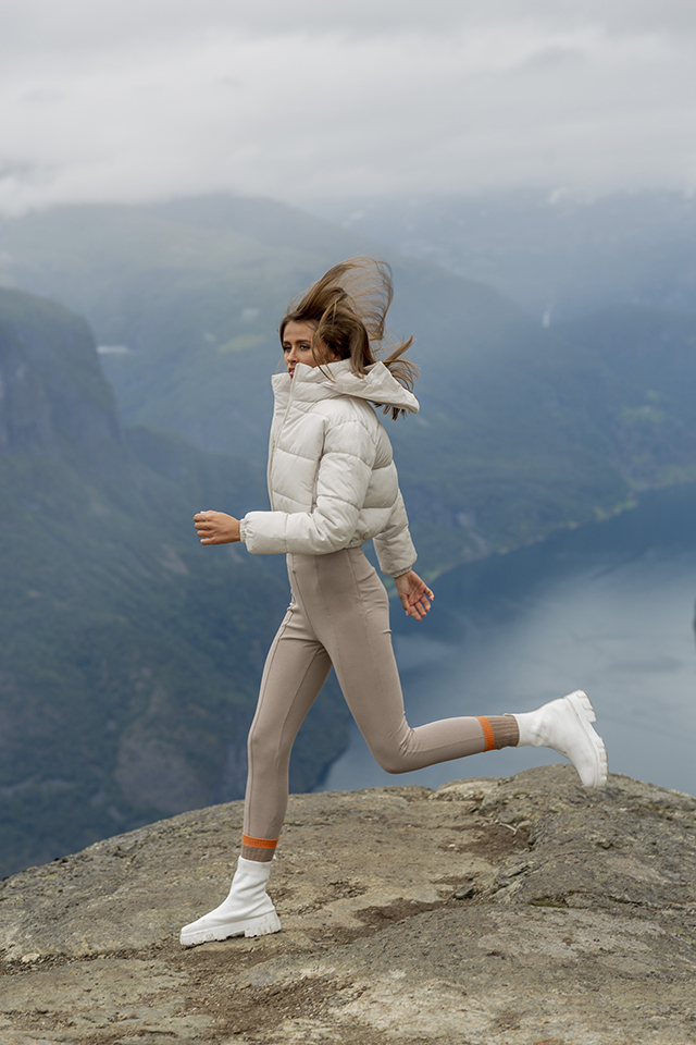 Styl sportowy inspirowany Deca thlon – jak stworzyć wygodny look z produktami eButik?